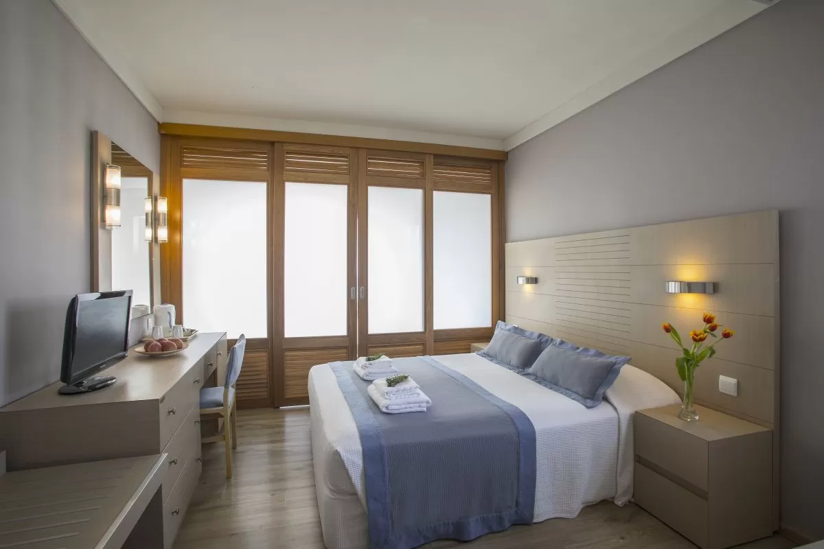 Louis Hotels - Louis Ledra Beach - Family Sliding door