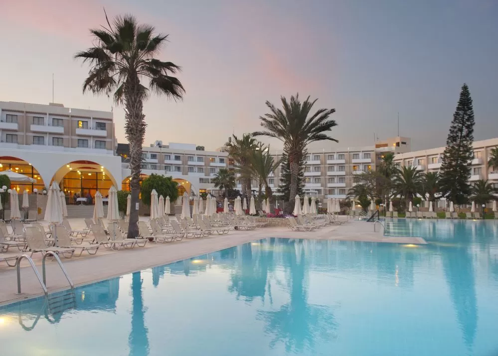 Louis Hotels - Louis Phaethon Beach - Surrounding