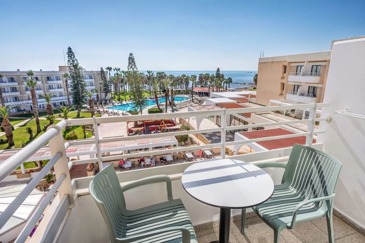 Louis Hotels - Louis Phaethon Beach - Terrace