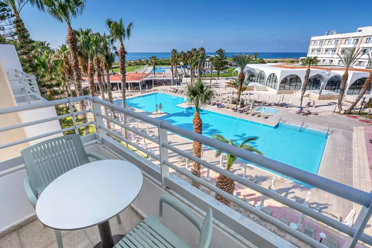 Louis Hotels - Louis Phaethon Beach - Terrace