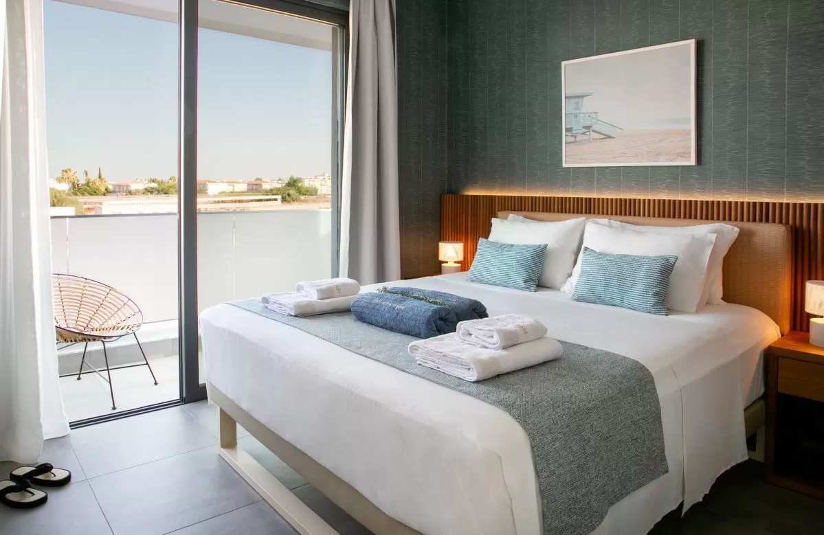 Louis Hotels - Chris Le Mare Gold Luxury Villa - Room