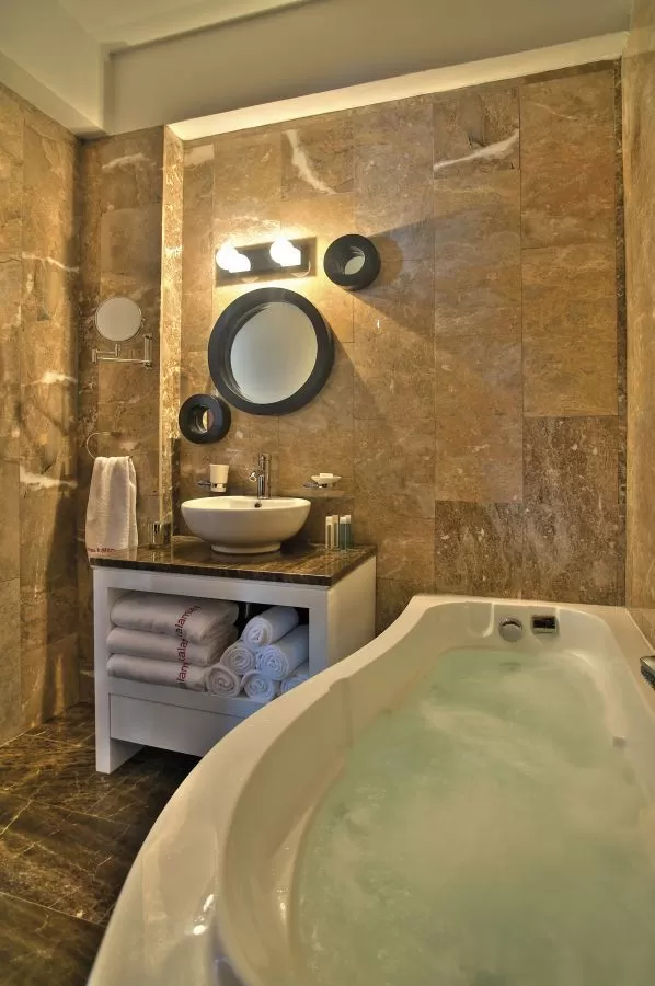 Louis Hotels - Althea Kalamies Luxury Villas - Bathroom