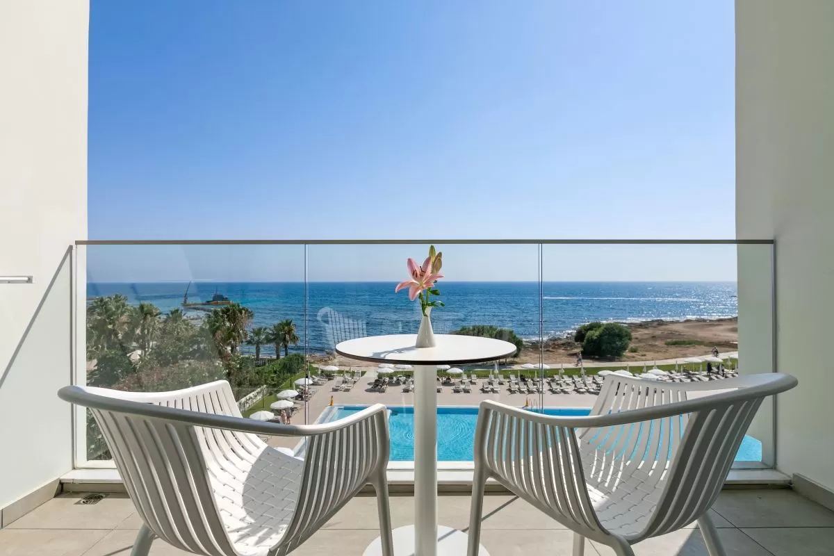 Louis Hotels - Louis Ivi Mare - Terrace